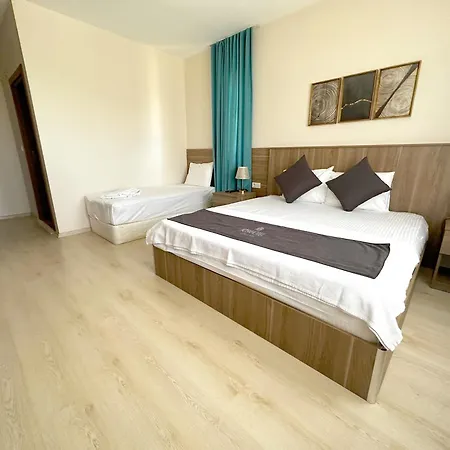 Koesk Hotel